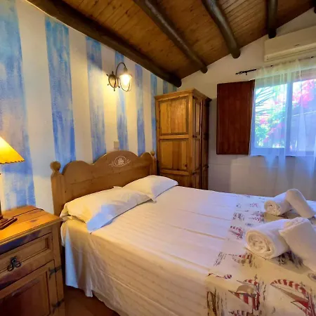 ホリデーパーク Quinta Do Mar - Country & Sea Village 3*