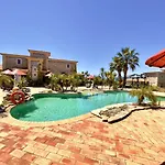 ホリデーパーク Quinta Do Mar - Country & Sea Village